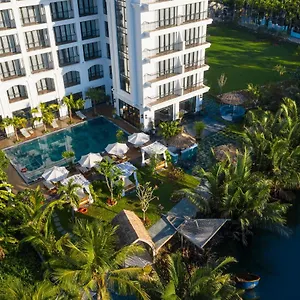 4* Hotel Shining Riverside Boutique &